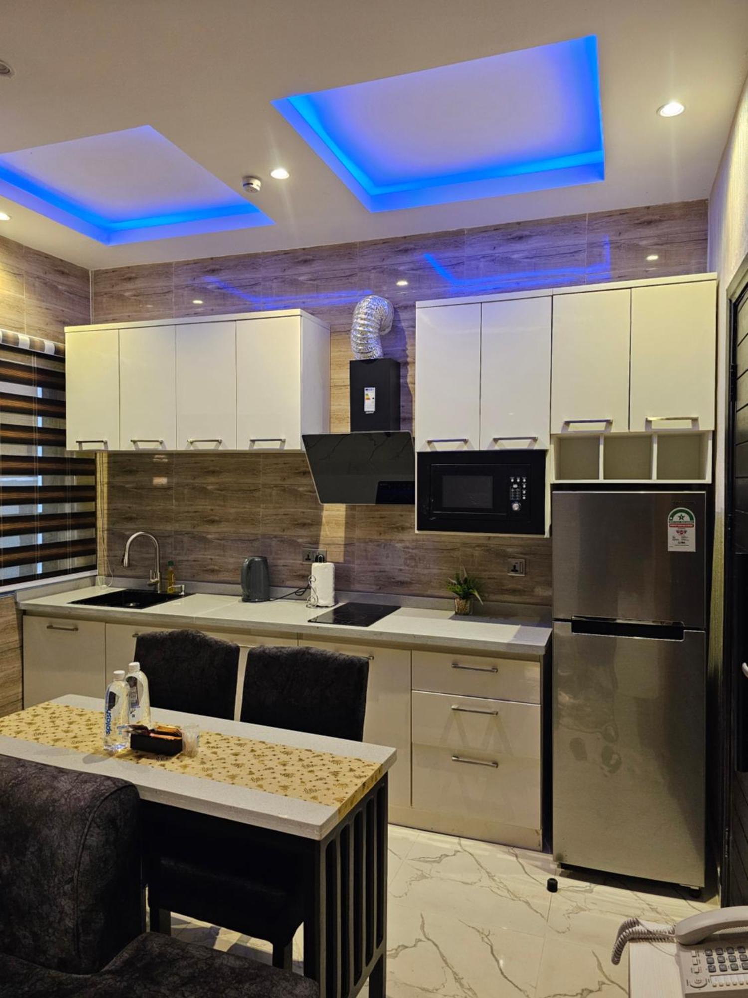 איקג'ה Sapphire Residences By Crystal Magodo מראה חיצוני תמונה